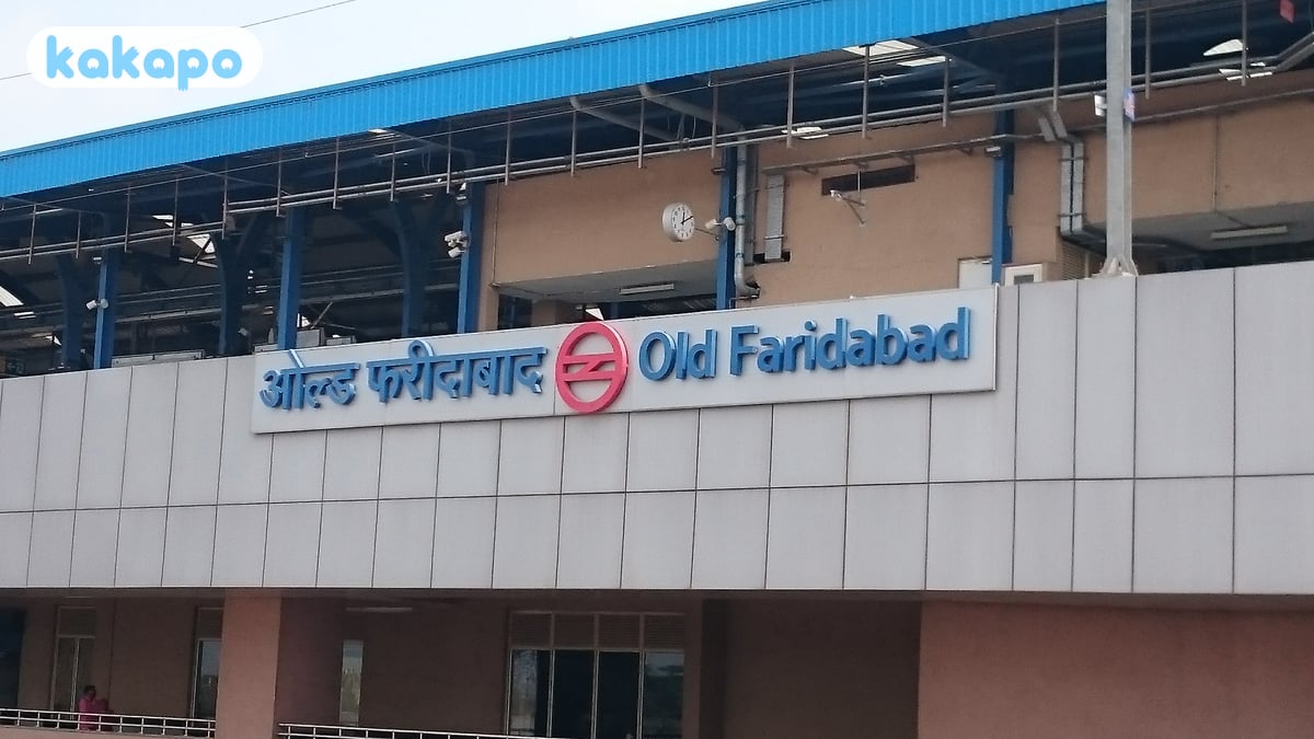 Verkehr — U-Bahn, Ola, Flughafen Delhi in Faridabad, Indien — Kakapo Reisesicherheits-Leitfaden