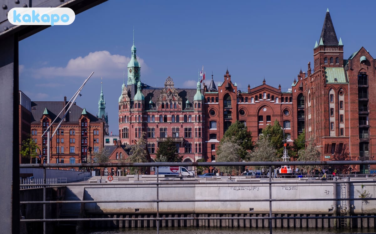 Gebiete — überall bequem, wo ein Tourist hingehen würde in Hamburg, Deutschland — Kakapo Reisesicherheits-Leitfaden