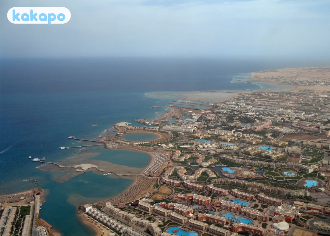 Straßen, Taxis und die Luxor-Straße in Hurghada, Ägypten — Kakapo Reisesicherheits-Leitfaden