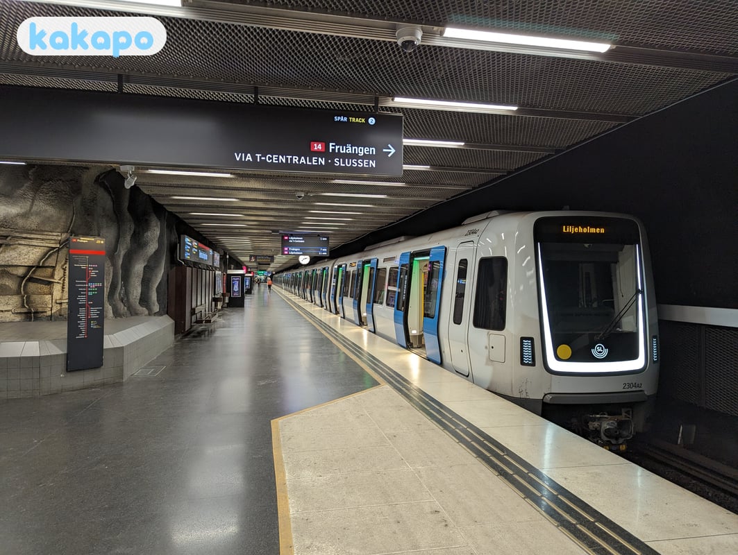 Tunnelbana, Fähren und der Flughafen in Stockholm, Schweden — Kakapo Reisesicherheits-Leitfaden