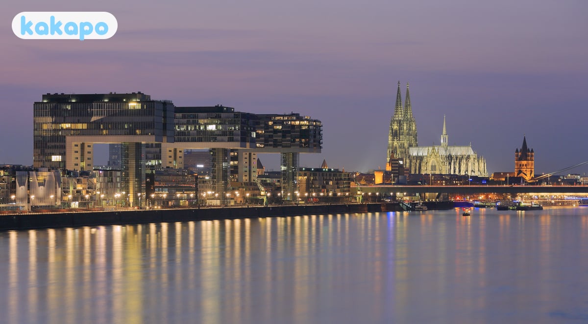Tramways, S-Bahn, l'aéroport in Cologne, Allemagne — Guide de sécurité voyage Kakapo