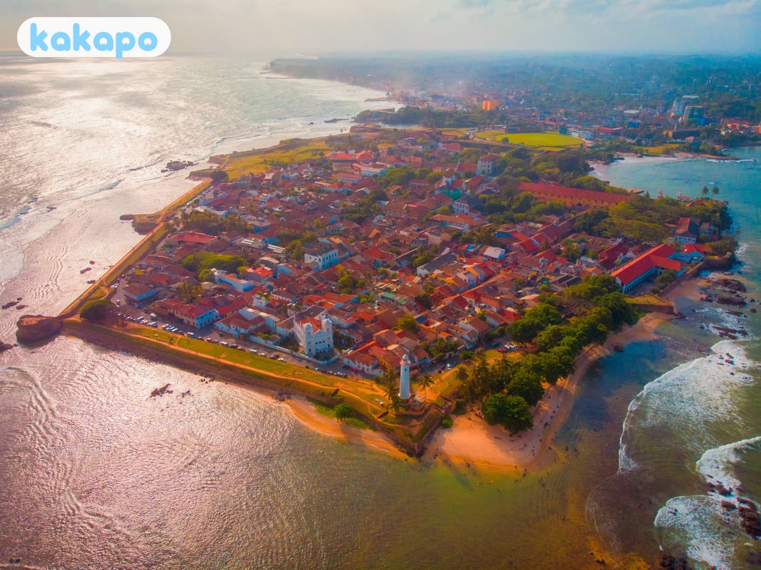 Transport — train, autoroute, tuk-tuks in Galle, Sri Lanka — Guide de sécurité voyage Kakapo
