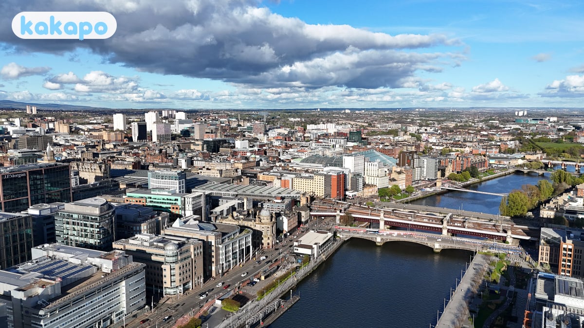 Vie nocturne — pubs, la bande tardive in Glasgow, Royaume-Uni — Guide de sécurité voyage Kakapo
