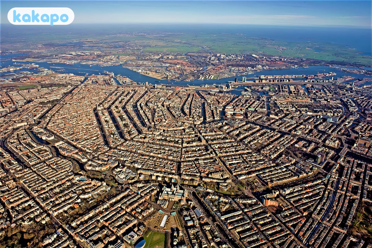 Red Light District — the rules in Amsterdam, Netherlands — Kakapo travel safety guide