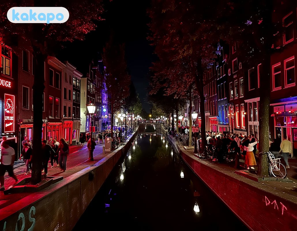 The streets that make up De Wallen — by safety in Amsterdam Red Light District, Netherlands — Kakapo travel safety guide