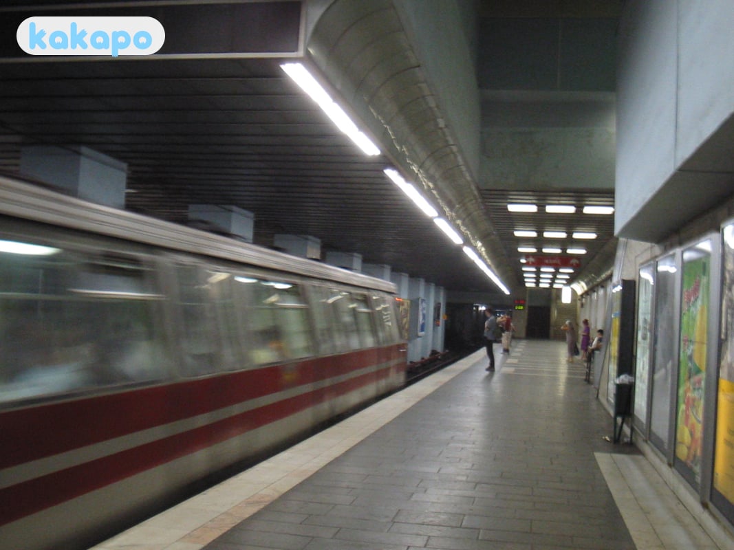 Metro, buses, the airport in Bucharest, Romania — Kakapo travel safety guide