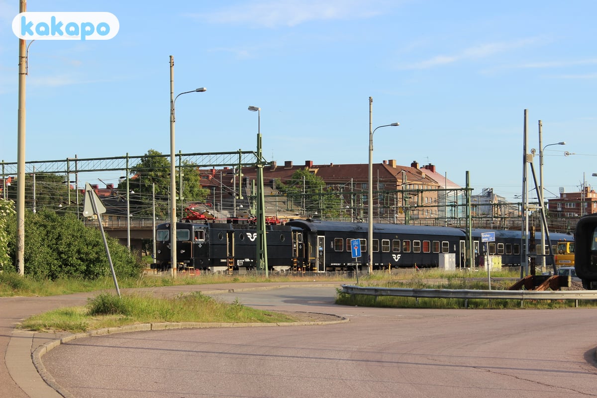 Getting there and around in Gothenburg, United States — Kakapo travel safety guide