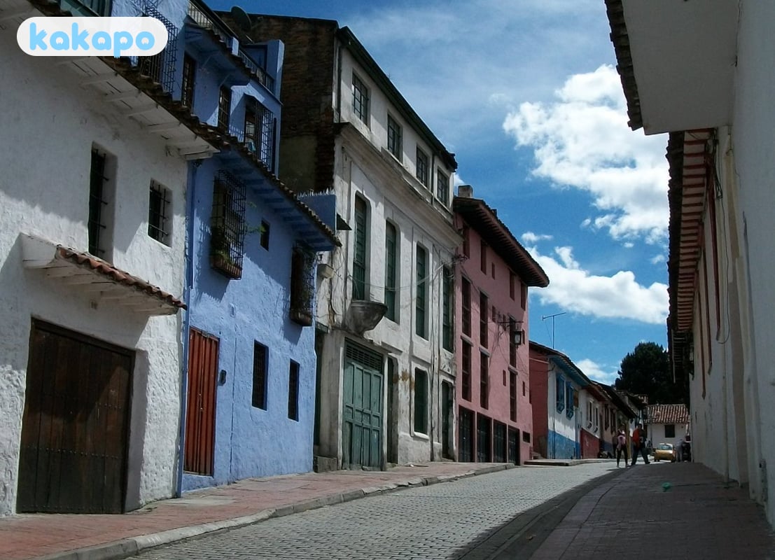Block-by-block — the safer streets and the riskier ones in La Candelaria, Bogotá, Colombia — Kakapo travel safety guide