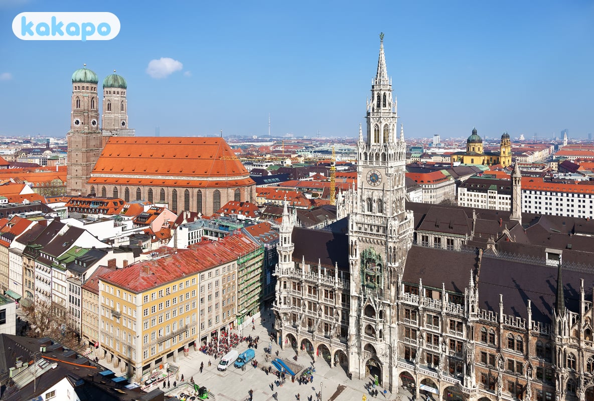 Oktoberfest — the crowd-safety reality in Munich, Germany — Kakapo travel safety guide