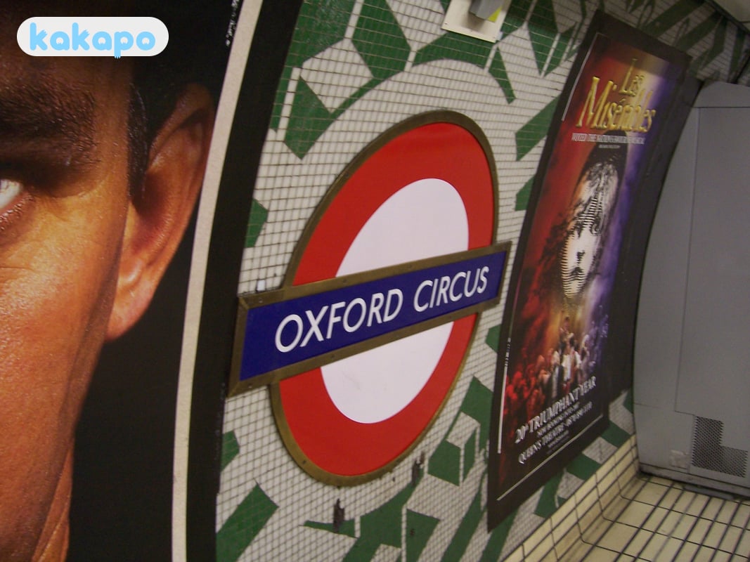 Transport — buses, train, the airport in Oxford, United Kingdom — Kakapo travel safety guide