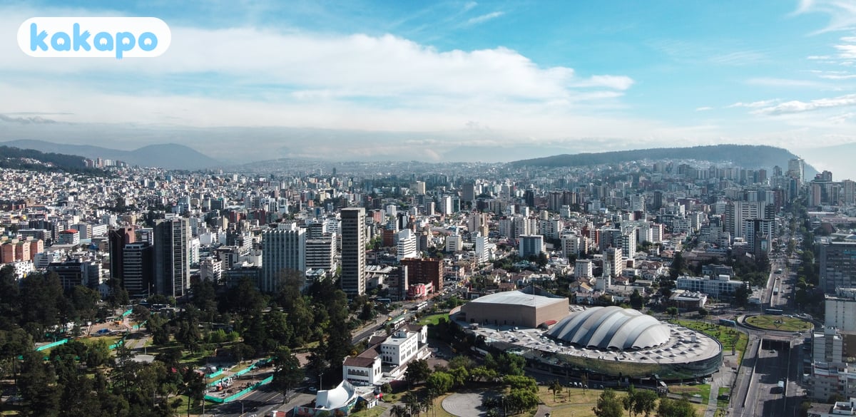 Scams + Old Town pickpocket patterns in Quito, Ecuador — Kakapo travel safety guide