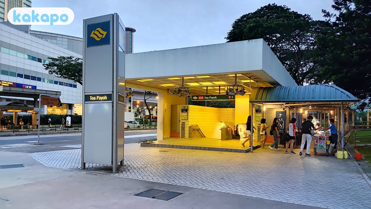 MRT, taxis, Changi airport in Singapore, Singapore — Kakapo travel safety guide