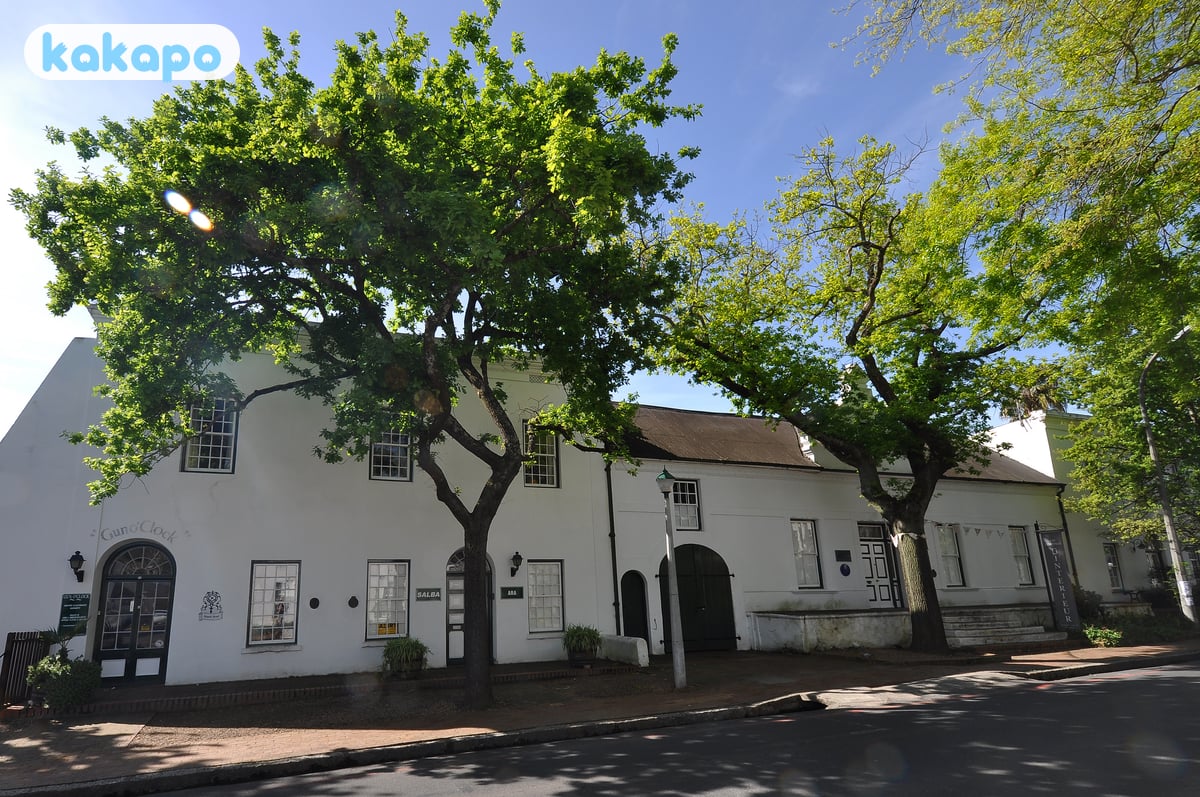 The road from Cape Town in Stellenbosch, South Africa — Kakapo travel safety guide