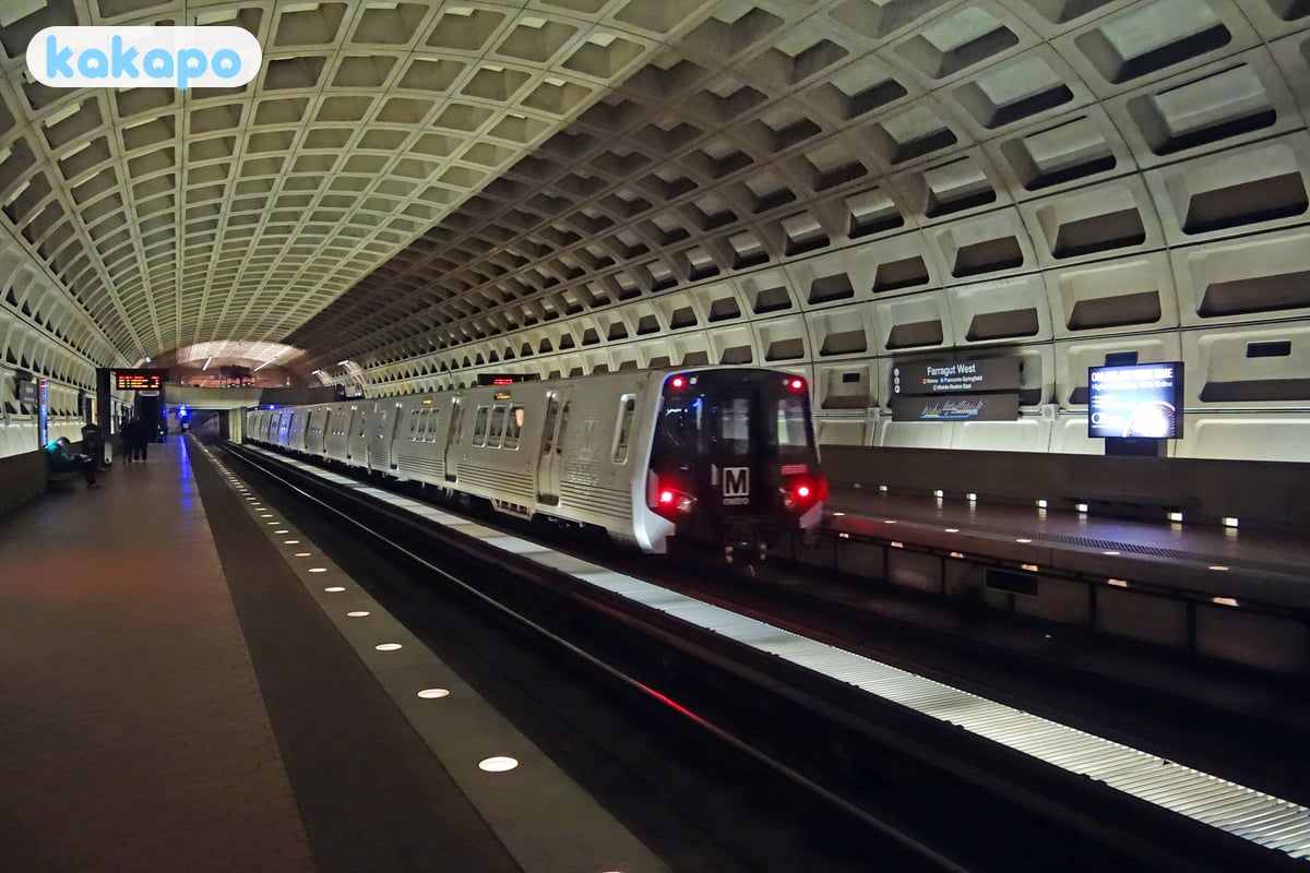 Transport — Metro, the airports in Washington, United States — Kakapo travel safety guide