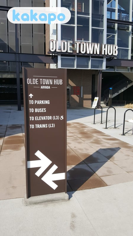 Bairros — Olde Town, Ralston Creek, Linha W, adjacência de Denver in Arvada, Estados Unidos — Guia de segurança de viagem Kakapo